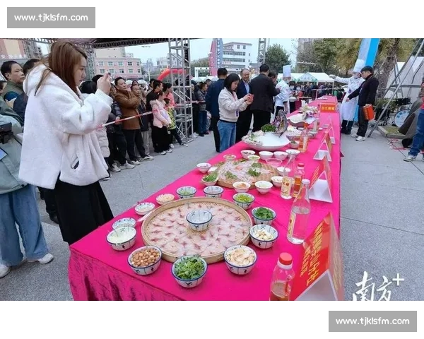 梅州三乐：绿茵、鱼生、长乐烧里的快意人间